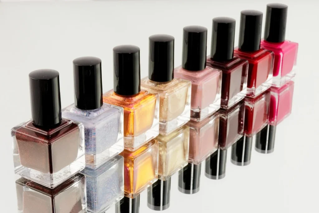 Gdzie zrobić manicure hybrydowy w Warszawie?